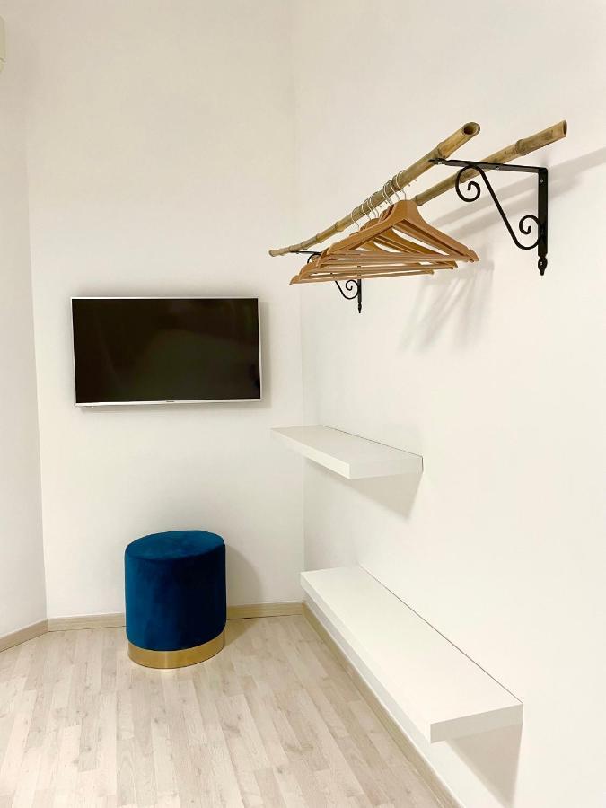 Nazionale 221 Mamila Suite Rome Bagian luar foto